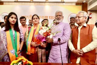 raibareli mla aditi singh and vandana singh joins bjp