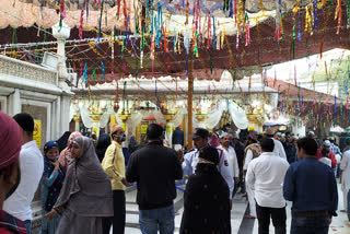 Hazrat Nizamuddin Auliya Urs: حضرت نظام الدین اولیاء کا عرس تزک و احتشام کے ساتھ منایا جا رہا