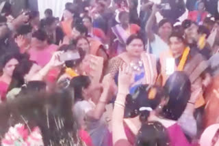Union Minister Renuka Singh dances on Chhattisgarhi folk song dance
