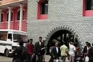 ബിജെപി ഓഫിസിനെതിരെ ആക്രമണം  കേസ് പിൻവലിക്കാൻ സർക്കാർ കോടതിയിൽ  ബിജെപി സംസ്ഥാന ഓഫിസ്  BJP office attack  government in court  government approach court  bjp state office