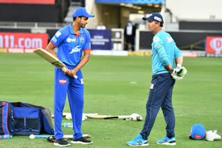 Kanpur Test  കാണ്‍പുര്‍ ടെസ്റ്റ്  Ricky Ponting  Sunil Gavaskar  ശ്രേയസ് അയ്യര്‍ക്ക് പോണ്ടിങ്ങിന്‍റെ അഭിനന്ദനം  Shreyas Iyer Test debut  India vs New Zealand