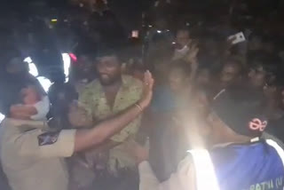 police loti charge at puthalapattu