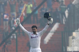 India vs New Zealand 1st test  Ind Nz test  Shreyas Iyer Century  Shreyas Iyer Test Debut  India bowled out for 345  ഒന്നാം ഇന്നിങ്സിൽ ഇന്ത്യ 345ന് പുറത്ത്  ഇന്ത്യ ന്യൂസിലൻഡ് ടെസ്റ്റ്  ശ്രേയസ് അയ്യർക്ക് സെഞ്ച്വറി  ടിം സൗത്തിക്ക് അഞ്ച് വിക്കറ്റ്  അയ്യർക്ക് അരങ്ങേറ്റ ടെസ്റ്റിൽ സെഞ്ച്വറി