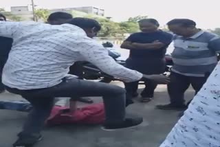 Thieves beaten up in Bilaspur