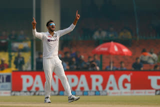 Akshar patel picks his 5th five wicket haul