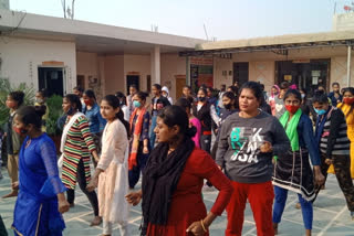 Parivartan Cell Self Deffence training for girls in delhi