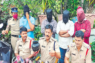 tirupathi-police-arrested-4-members-for-cheating