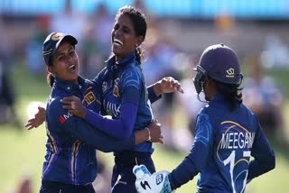 Sri Lanka women cricketers  ശ്രീലങ്കന്‍ വനിത ക്രിക്കറ്റ് താരങ്ങള്‍  Sri Lanka women cricketers test COVID positive in Zimbabwe  World Cup qualifiers  Sri Lankan cricket board (SLC)  വനിത ക്രിക്കറ്റ് താരങ്ങള്‍ക്ക് കൊവിഡ്  വനിത ലോകകപ്പ്  Sri Lankan cricket board (SLC)  COVID  ഒമിക്രോൺ