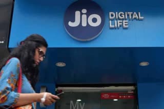 jio announces tariffs hike  Jio raises tariffs new rates from december 1  mobile service providers increases tariffs  ജിയോ പ്രീപെയ്‌ഡ് നിരക്ക് വർധിപ്പിക്കുന്നു  ജിയോ പുതുക്കിയ താരിഫ് ഡിസംബർ 1 മുതൽ  മൊബൈൽ സേവനദാതാക്കൾ താരിഫ് വർധിപ്പിക്കുന്നു