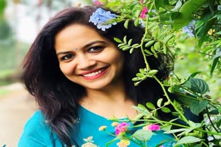 సింగర్ సునీత పాడుతా తీయగా, singer sunitha paduta theeyaga