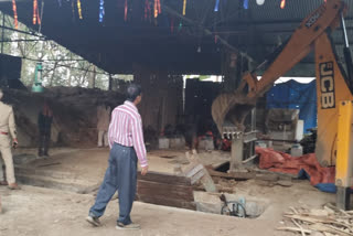 Illegal Saw Mill In Sitamarhi