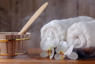 what is hot towel scrub, benefits of hot towel scrub, skin care tips, beauty tips, हॉट टॉवल स्क्रब