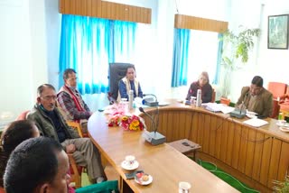 dhan singh rawat held health department review meeting