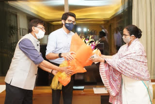 Mamata Banerjee meets Shiv Sena leaders