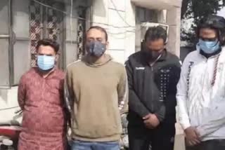 एटीएम हैक करने वाले 5 आरोपी गिरफ्तार