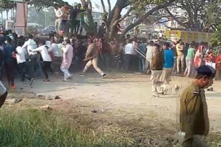 Police lathi charge at counting center