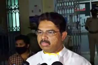 Minister R Ashok reaction about vishwanath issue