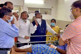 Minister Eshwarappa visit to Manipal hospital, Minister Eshwarappa warns cattle thieves, Minister Eshwarappa visit to Udupi, ಮಣಿಪಾಲ ಆಸ್ಪತ್ರೆಗೆ ಸಚಿವ ಈಶ್ವರಪ್ಪ ಭೇಟಿ, ಗೋ ಹತ್ಯೆಗಾರರಿಗೆ ಸಚಿವ ಈಶ್ವರಪ್ಪ ಎಚ್ಚರಿಕೆ, ಉಡುಪಿಗೆ ಸಚಿವ ಈಶ್ವರಪ್ಪ ಭೇಟಿ,