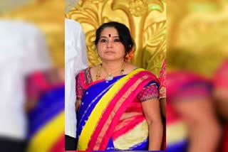 wife-of-government-officer-who-raided-by-acb-dies-heart-attack-in-benglauru