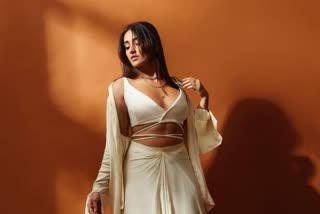 Ileana D'Cruz stuns, Ileana D'Cruz stuns in white bikini, Ileana D'Cruz stuns in Maldives holiday, Ileana D'Cruz news, ಬಹುಭಾಷಾ ನಟಿ ಇಲಿಯಾನಾ ಡಿಕ್ರೂಜ್, ಬಿಳಿ ಬಿಕನಿಯಲ್ಲಿ ಇಲಿಯಾನಾ ಡಿಕ್ರೂಜ್​ ಮಿಂಚು, ಮಾಲ್ಡೀವ್ಸ್​ನಲ್ಲಿ ಇಲಿಯಾನಾ ಡಿಕ್ರೂಜ್​ ಎಂಜಾಯ್​, ಇಲಿಯಾನಾ ಡಿಕ್ರೂಜ್​ ಸುದ್ದಿ,