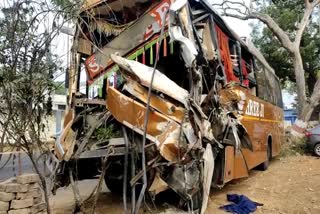 Road Accident in Jaipur, road accident on agra road