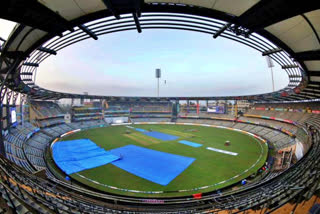 India vs New Zealand 2nd Test, India vs New Zealand 2nd Test toss, Toss delayed due to wet outfield, India vs New Zealand 2nd Test toss news, ಭಾರತ ಮತ್ತು ನ್ಯೂಜಿಲ್ಯಾಂಡ್​ 2ನೇ ಟೆಸ್ಟ್, ಭಾರತ ಮತ್ತು ನ್ಯೂಜಿಲ್ಯಾಂಡ್​ 2ನೇ ಟೆಸ್ಟ್​ ಟಾಸ್​, ಪಿಚ್​ ಒದ್ದೆ ಹಿನ್ನೆಲೆ ಟಾಸ್​ ವಿಳಂಬ, ಭಾರತ ಮತ್ತು ನ್ಯೂಜಿಲ್ಯಾಂಡ್​ 2ನೇ ಟೆಸ್ಟ್​ ಟಾಸ್​ ವಿಳಂಬ ಸುದ್ದಿ,