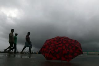IMD predicts heavy rainfall in  Karnataka