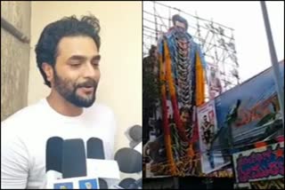 actor Srimurali and madagaja team watched movie with fans in bangalore