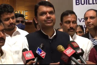 Devendra Fadnavis critisize state government