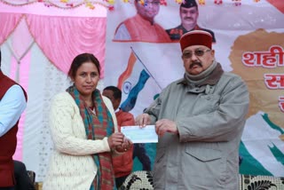 satpal-maharaj-honored-56-martyred-military-families-in-pokhara