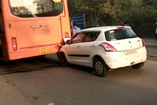 road accident in delhi mayapuri