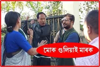 interesting-incident-during-covid-vaccination-drive-under-har-ghar-dastak-in-Dhemaji