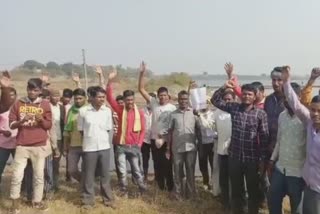 farmers protest on water crisis protested