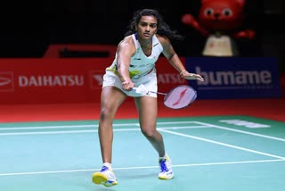 PV Sindhu beat Akane Yamaguchi  BWF World Tour Finals  PV Sindhu in to final  ബിഡബ്ല്യുഎഫ് വേള്‍ഡ് ടൂര്‍ ഫൈനല്‍സ്  പിവി സിന്ധു ഫൈനലില്‍  പിവി സിന്ധു അകാനെ യമാഗുച്ചിയെ തോല്‍പ്പിച്ചു