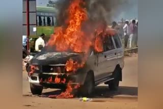 Car burnt by short circuit in Hubli