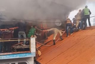 رامبن کے بٹوت بازار میں آتشزدگی