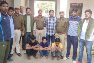 karauli police arrested smugglers