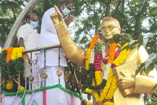 முதலமைச்சர் ரங்கசாமி அம்பேத்கர் சிலைக்கு மாலை அணிவித்து மரியாதை