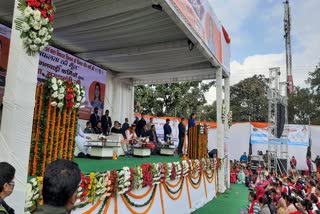 cm-dhami-announces-accident-insurance-of-2-lakh-for-anganwadi-workers-in-uttarakhand