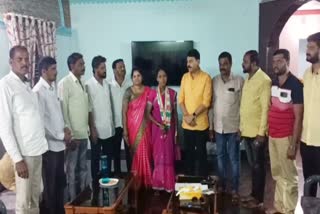 arasalu gram panchayat member rejoined to congress