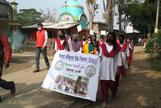 hooghly-school-campaigns-with-mike-banner-to-bring-back-drop-out-students