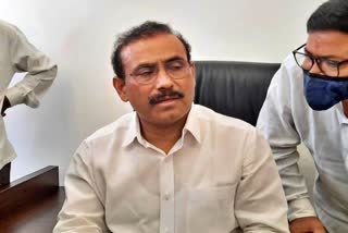 Health Minister Rajesh Tope