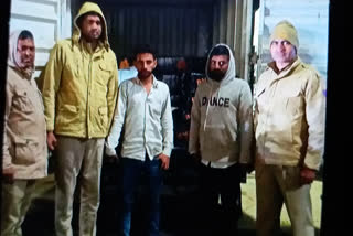 two bootlegger arrested in raghubir nagar of delhi