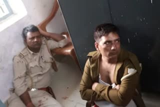 आरोपी पुलिस अधिकारियों को भेजा गया जेल