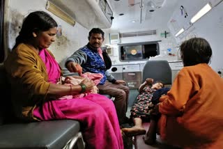 Woman gives birth to baby in ambulance