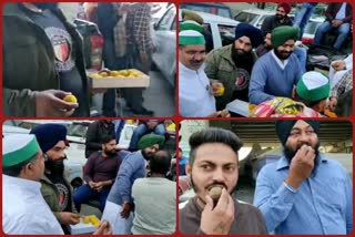 sweets distribute at ghazipur border