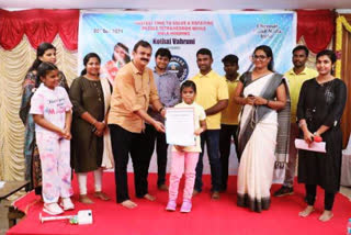 guinness-world-record-for-5-year-old-girl-playing-rubiks-cube