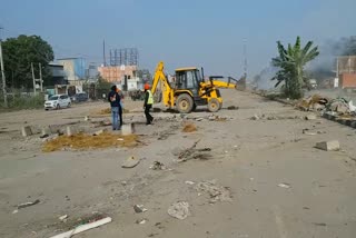 cleaning Sonipat-Kundli border