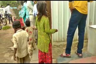 Children begging on city streets