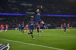 Ligue 1  Kylian Mbappe Reaches Landmark  Paris Saint-Germain Beat AS Monaco  ലീഗ് വണ്ണില്‍ പിഎസ്‌ജിക്ക് ജയം  പിഎസ്‌ജി-മൊണോക്കോ  കിലിയന്‍ എംബാപ്പെയ്‌ക്ക് ഇരട്ട ഗോള്‍